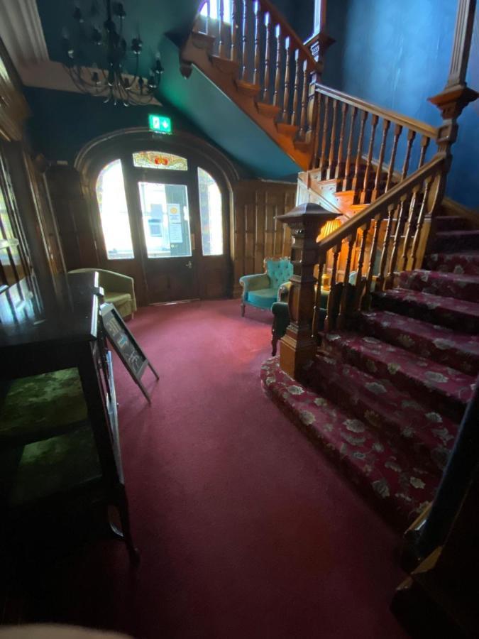 סיסקייל The Calder House Hotel מראה חיצוני תמונה